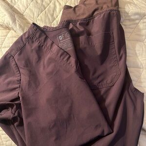 FIGS SCRUBS
